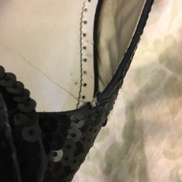 Adrienne Vittadini black sequin flats w/ rosette - Picture 3 of 4